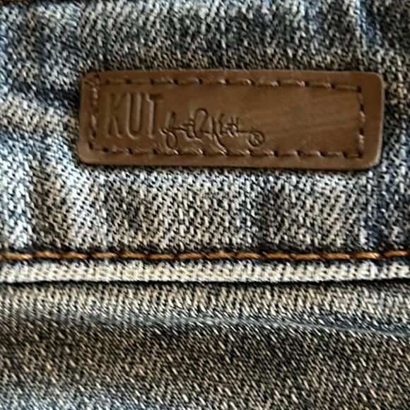 Kut from the Kloth Cameron Jean Capris - Picture 7 of 9